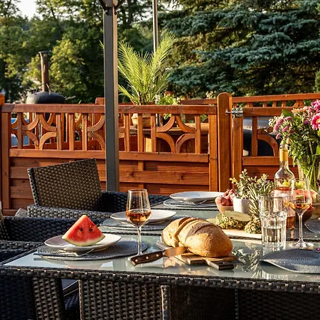 Wellnessparadies Mit Sauna Und Whirlpool * Krakow am See