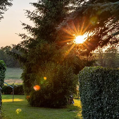 펜션 Wellnessparadies Mit Sauna Und Whirlpool *