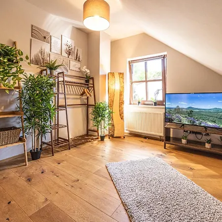 펜션 Wellnessparadies Mit Sauna Und Whirlpool