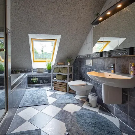 Feriehus Wellnessparadies Mit Sauna Und Whirlpool Krakow am See