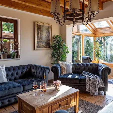 Wellnessparadies Mit Sauna Und Whirlpool 펜션