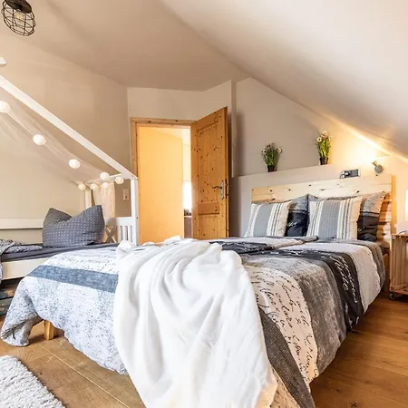 펜션 Wellnessparadies Mit Sauna Und Whirlpool 크라코프암지