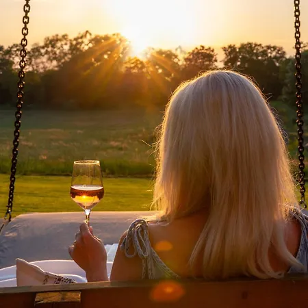 펜션 Wellnessparadies Mit Sauna Und Whirlpool