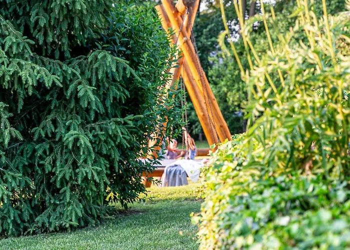 Wellnessparadies Mit Sauna Und Whirlpool 別荘