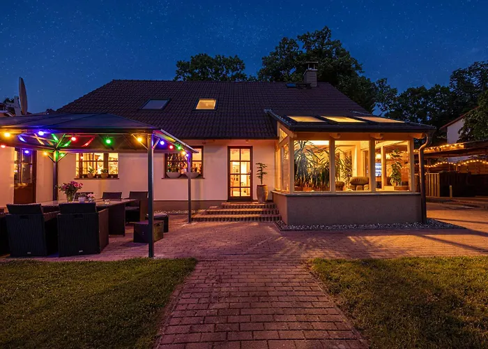 Wellnessparadies Mit Sauna Und Whirlpool 別荘 *