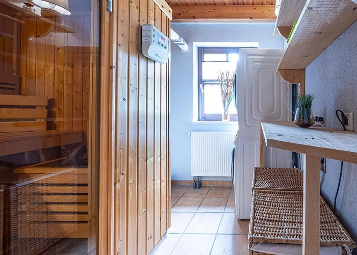 Wellnessparadies Mit Sauna Und Whirlpool 別荘 *